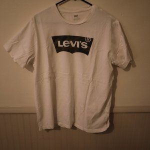 Levi Tee